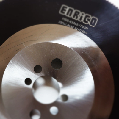 تیغ اره دیسکی آبصابونی استیل بر انریکو ENRICO 250*1.6*32 Z240 TIALN BW